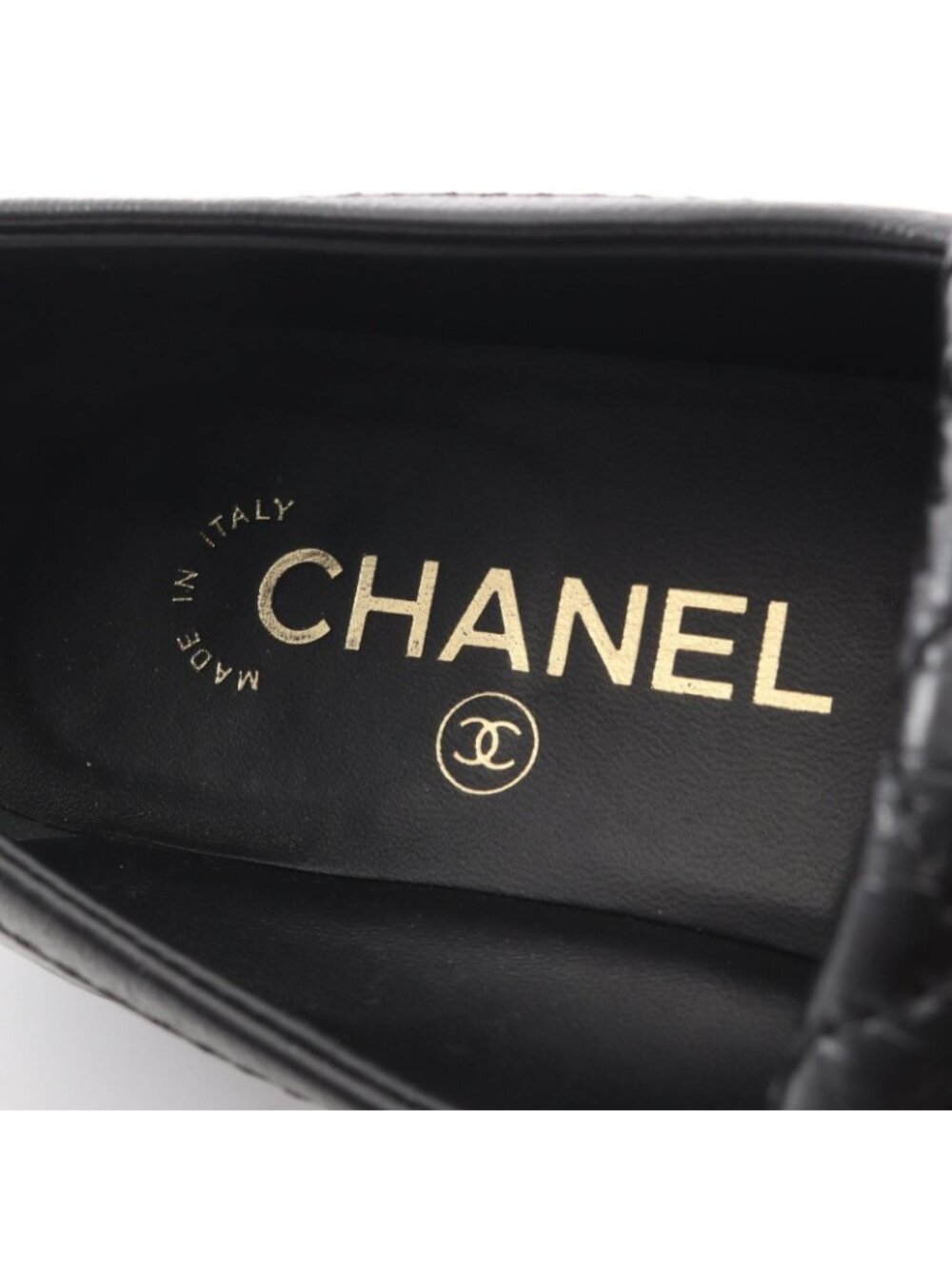 Chanel Loafers Quilted Turnlock Leather - Picture 5 of 10